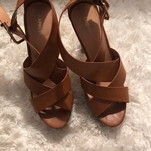 Express Heels